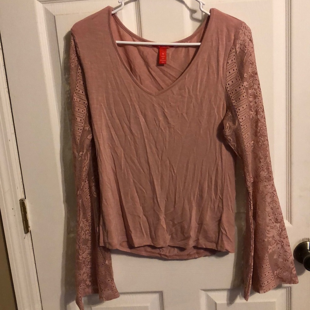 Long sleeved shirt
